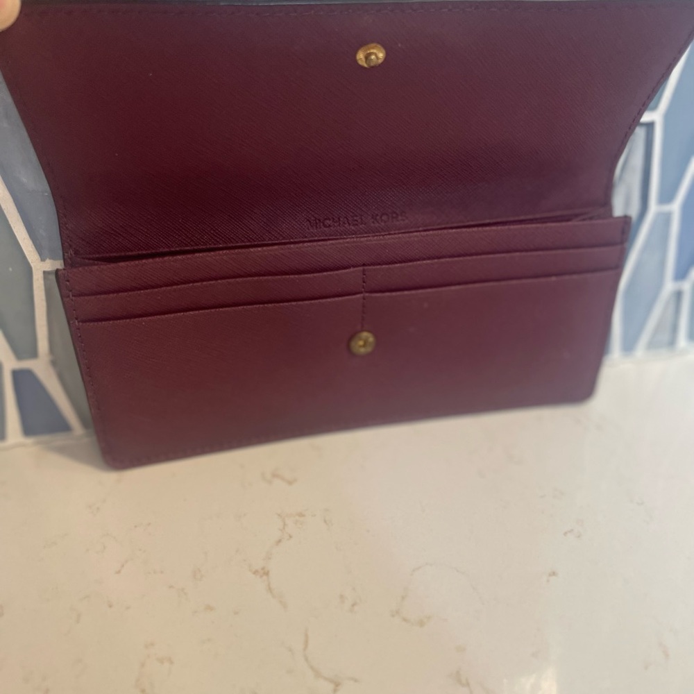 Michael Kors Burgundy Jet Set Saffiano Wallet - Picture 6 of 7
